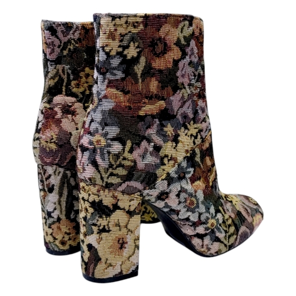 Urban Outfitters Floral Brocade Zip Up High Heel Ankle Booties Women's Size 7 - Picture 7 of 10